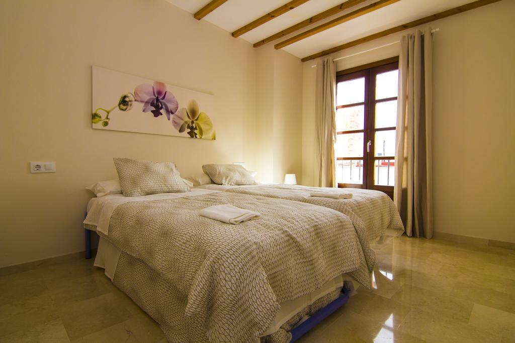 Apartamentos Centro Puerto De Santa Maria Эль-Пуэрто-де-Санта-Мария Номер фото