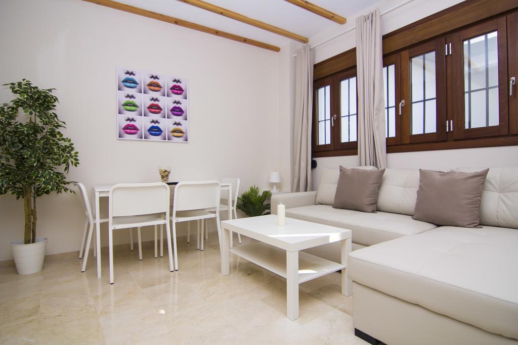 Apartamentos Centro Puerto De Santa Maria Эль-Пуэрто-де-Санта-Мария Номер фото