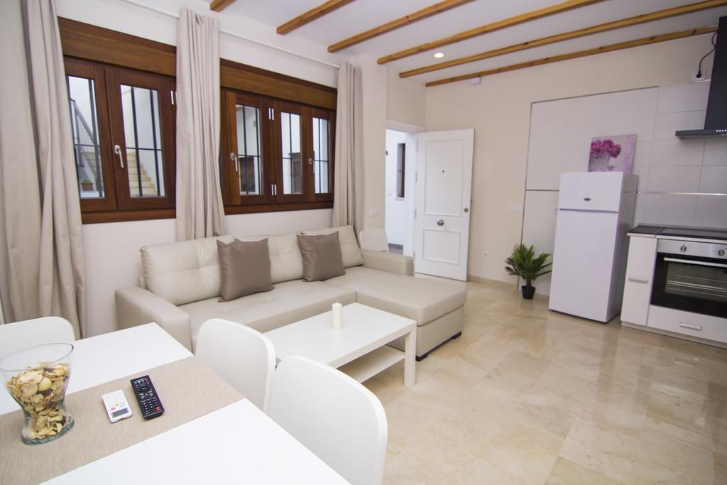 Apartamentos Centro Puerto De Santa Maria Эль-Пуэрто-де-Санта-Мария Номер фото