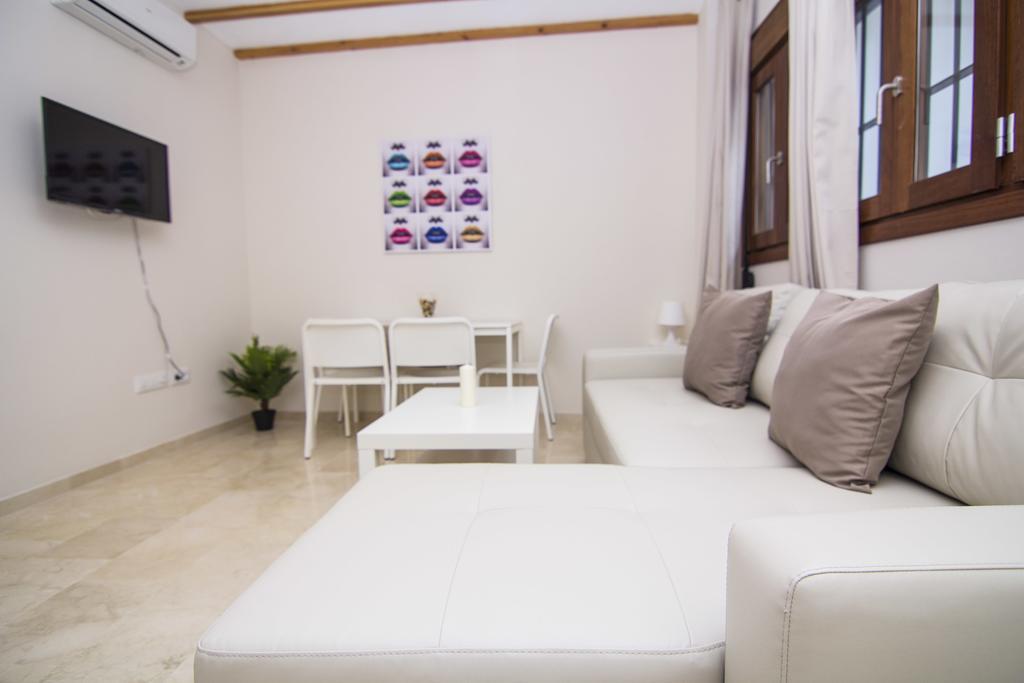 Apartamentos Centro Puerto De Santa Maria Эль-Пуэрто-де-Санта-Мария Номер фото