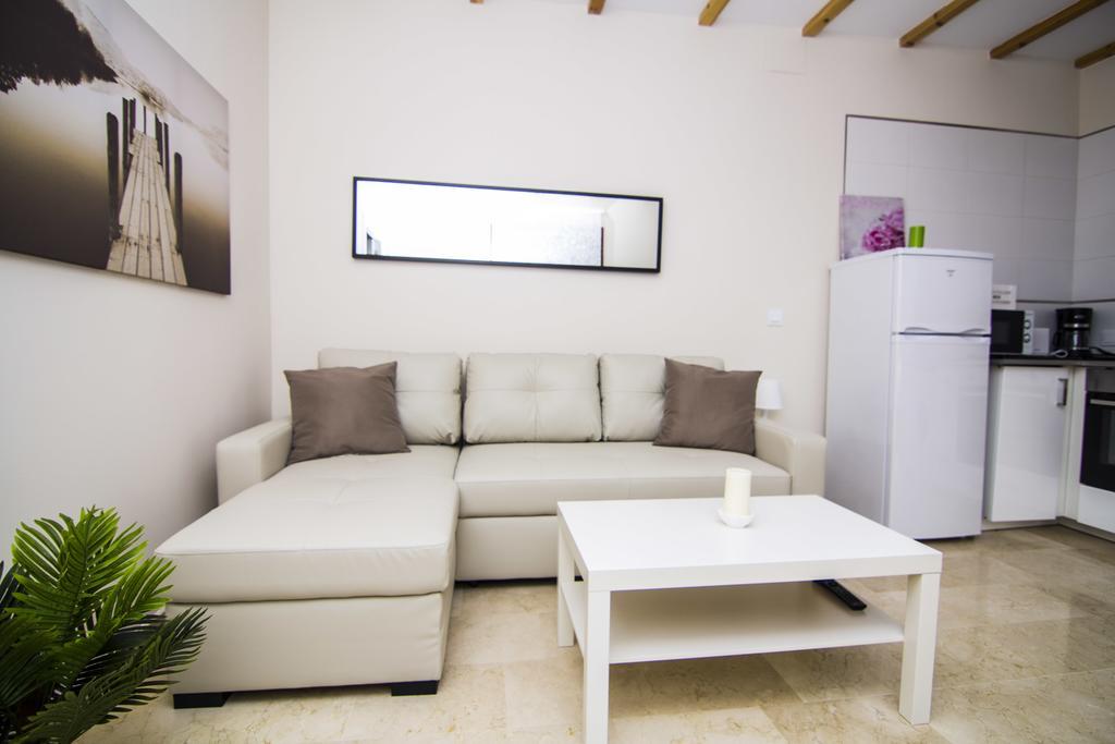 Apartamentos Centro Puerto De Santa Maria Эль-Пуэрто-де-Санта-Мария Номер фото