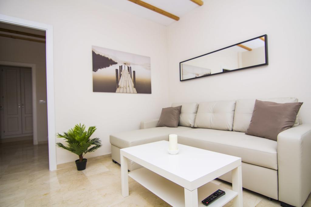 Apartamentos Centro Puerto De Santa Maria Эль-Пуэрто-де-Санта-Мария Экстерьер фото
