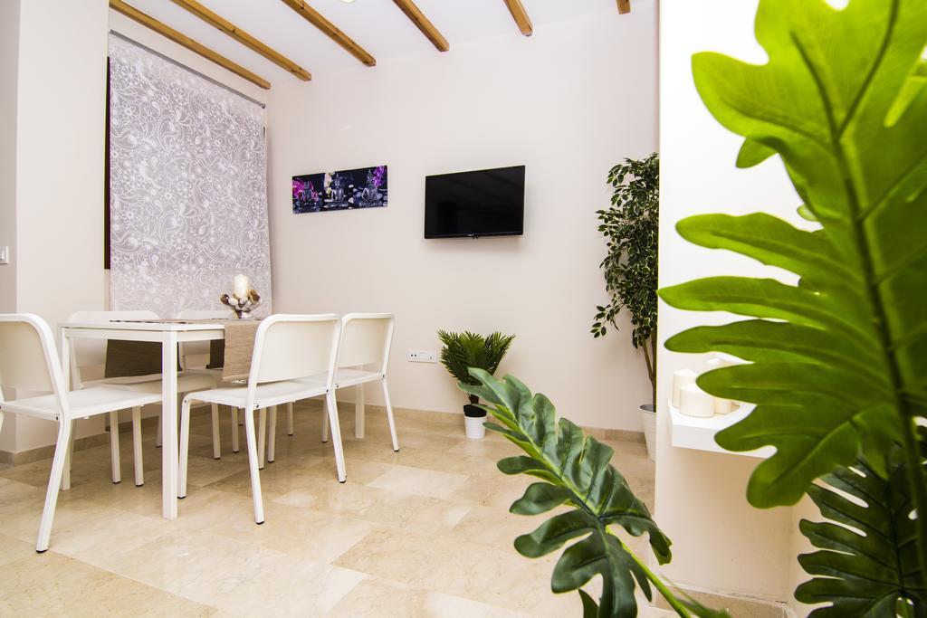 Apartamentos Centro Puerto De Santa Maria Эль-Пуэрто-де-Санта-Мария Экстерьер фото