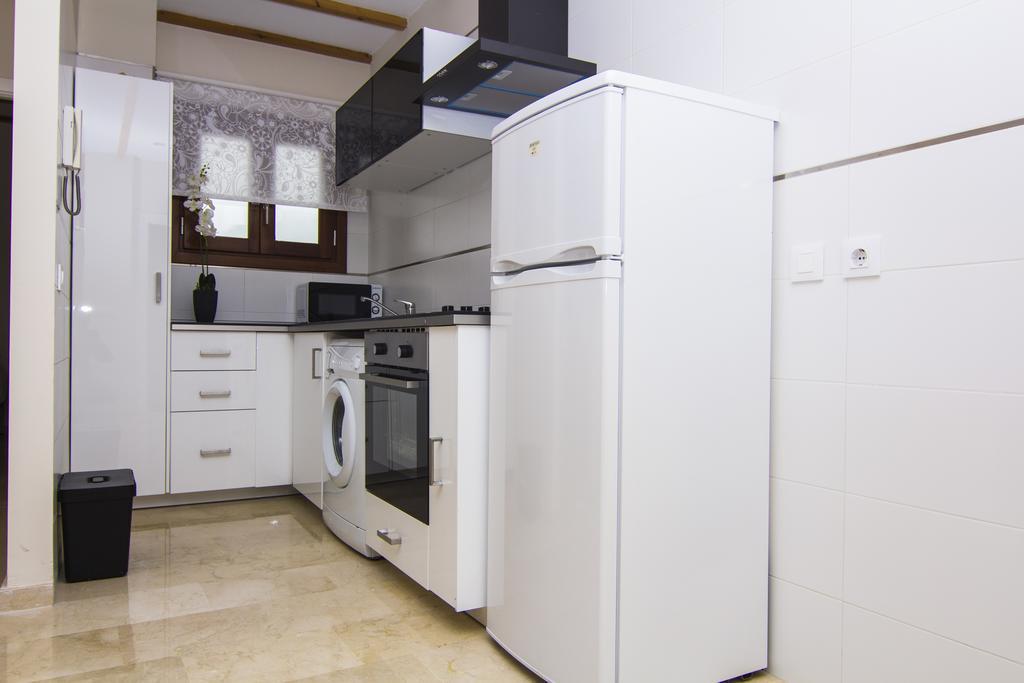 Apartamentos Centro Puerto De Santa Maria Эль-Пуэрто-де-Санта-Мария Экстерьер фото