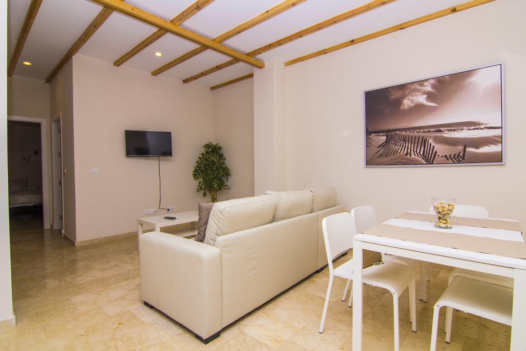 Apartamentos Centro Puerto De Santa Maria Эль-Пуэрто-де-Санта-Мария Номер фото