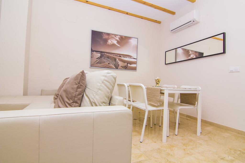 Apartamentos Centro Puerto De Santa Maria Эль-Пуэрто-де-Санта-Мария Номер фото